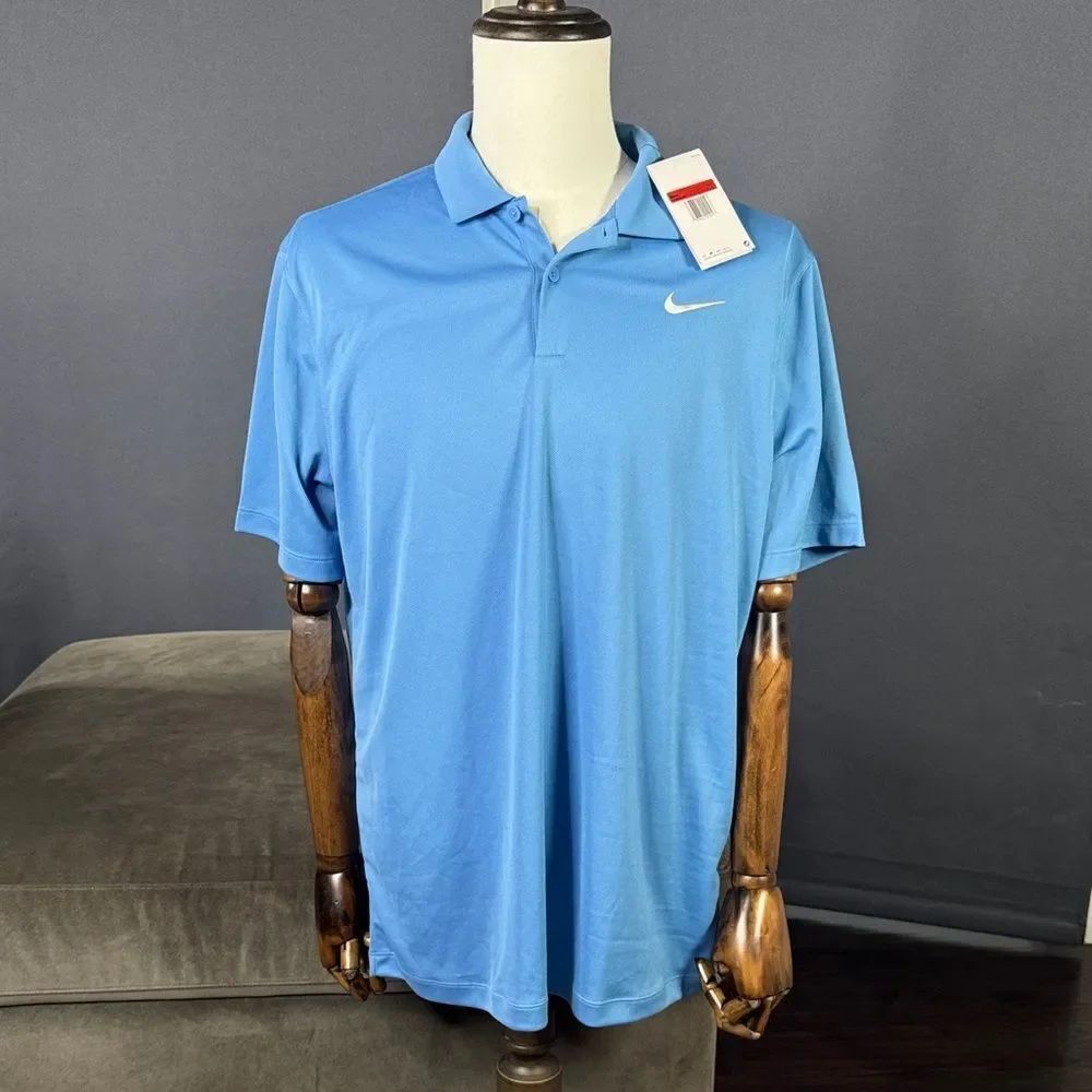 Nike Men's Light Blue Short Sleeve Golf Polo Shirt Size L NEW